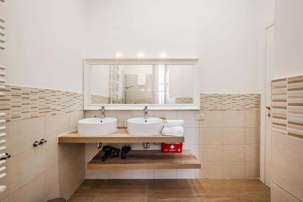Centrale'S Nest - Elegant Apt Close To Central Station ميلان المظهر الخارجي الصورة